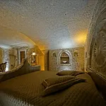 מלון Cappadocia Cave 3*